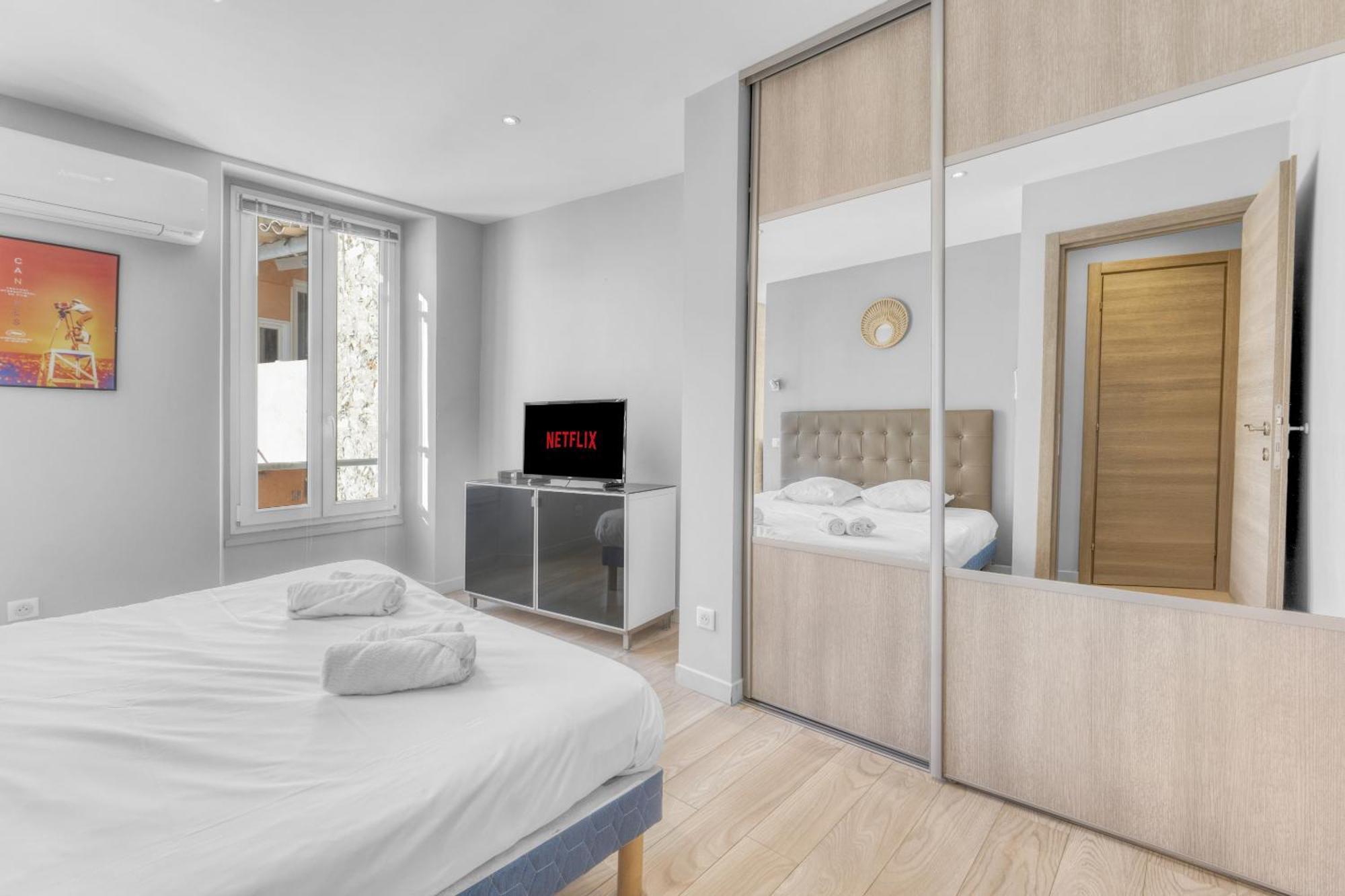 F3 Riouffe , Hypercentre A 2minutes Du Palais Des Festivals * Cannes
